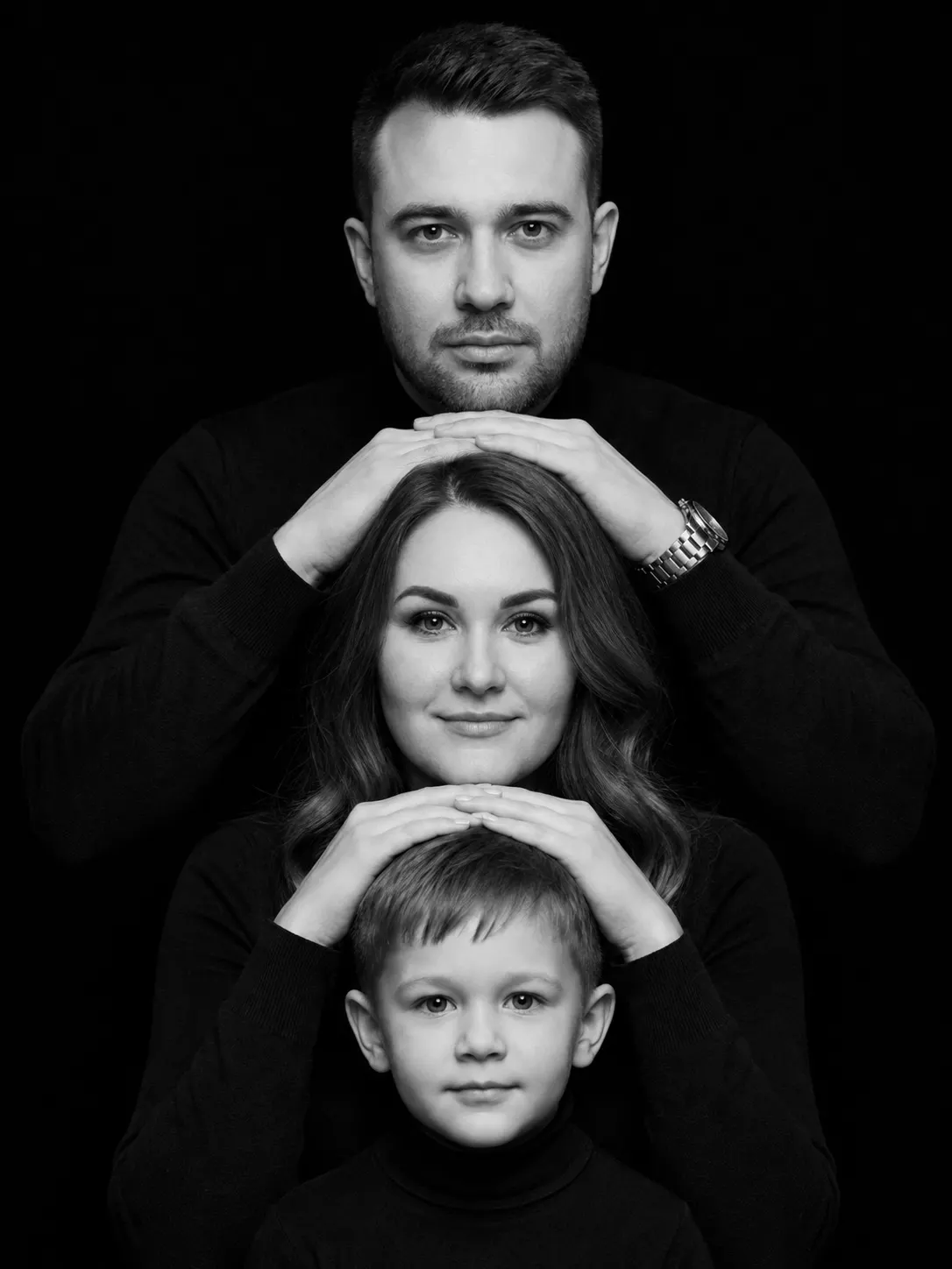 Семейный портрет поколений из разных фотографий — вся семья на одном фото · фото 4